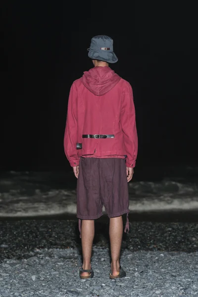 Look 3